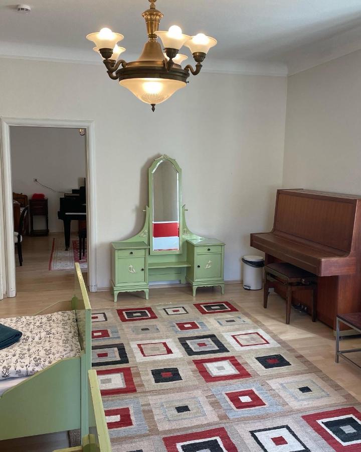 Musikalische Ferienwohnung Mit Rheinblick Sankt Goar Exteriör bild