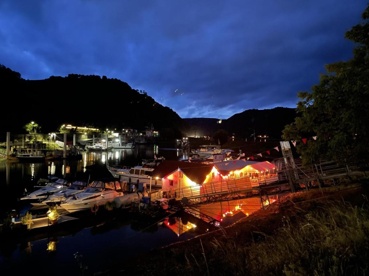Musikalische Ferienwohnung Mit Rheinblick Sankt Goar Exteriör bild